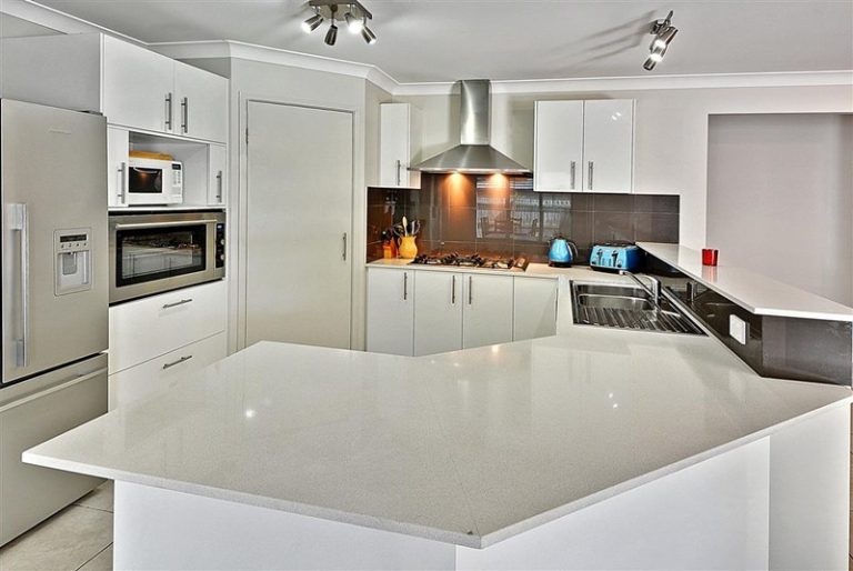 7 Whistler Place, Beerwah QLD 4519 - photo 4