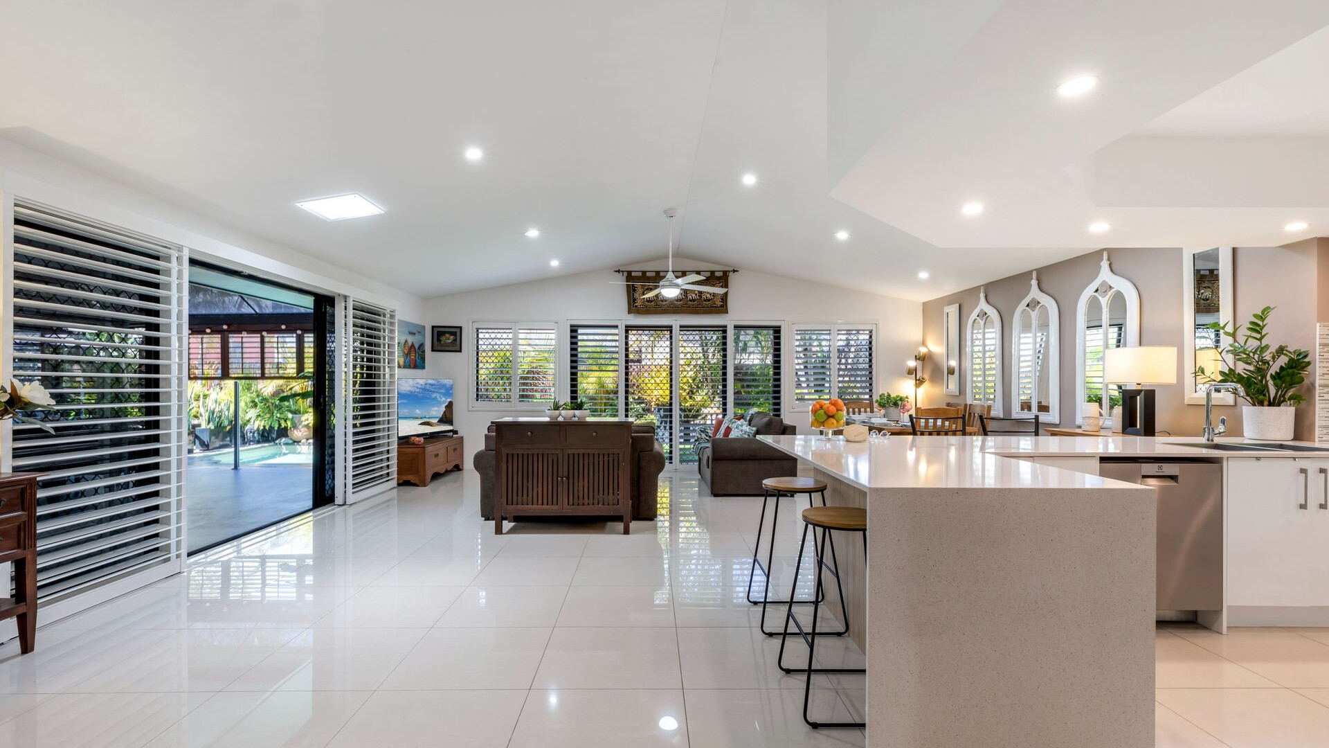 10 Hayman Street, Kawana Island QLD 4575 - photo 7