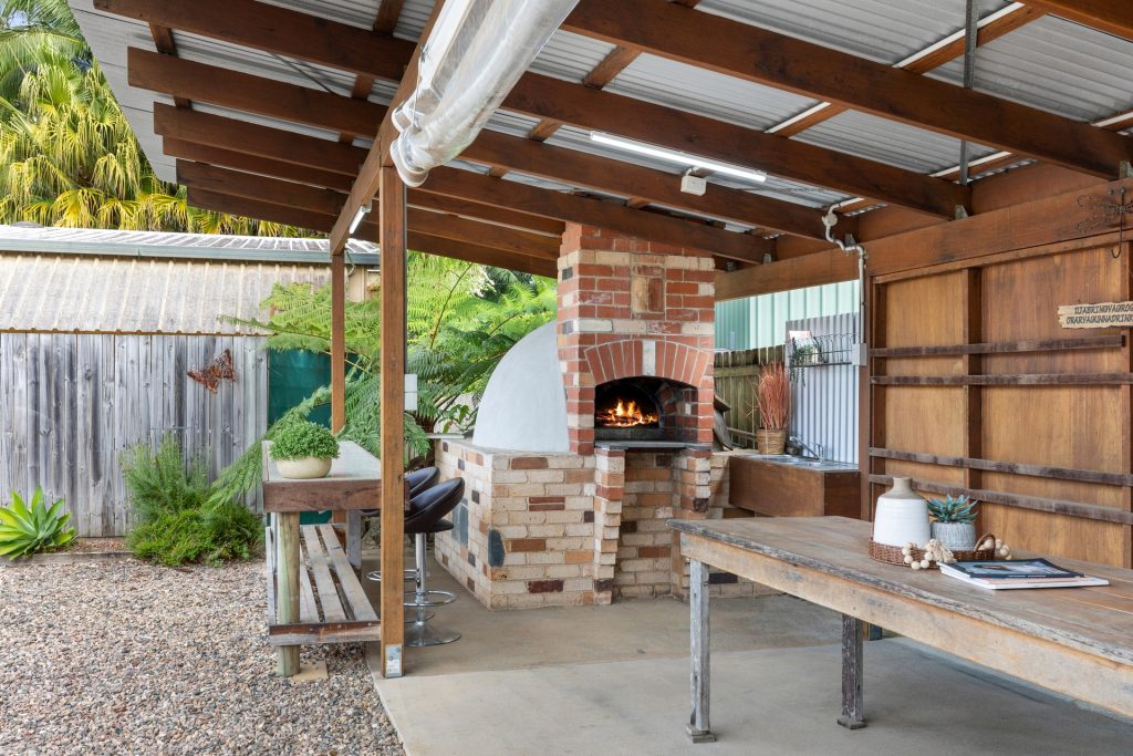 7 Coochin Hills Drive, Beerwah QLD 4519 - photo 2
