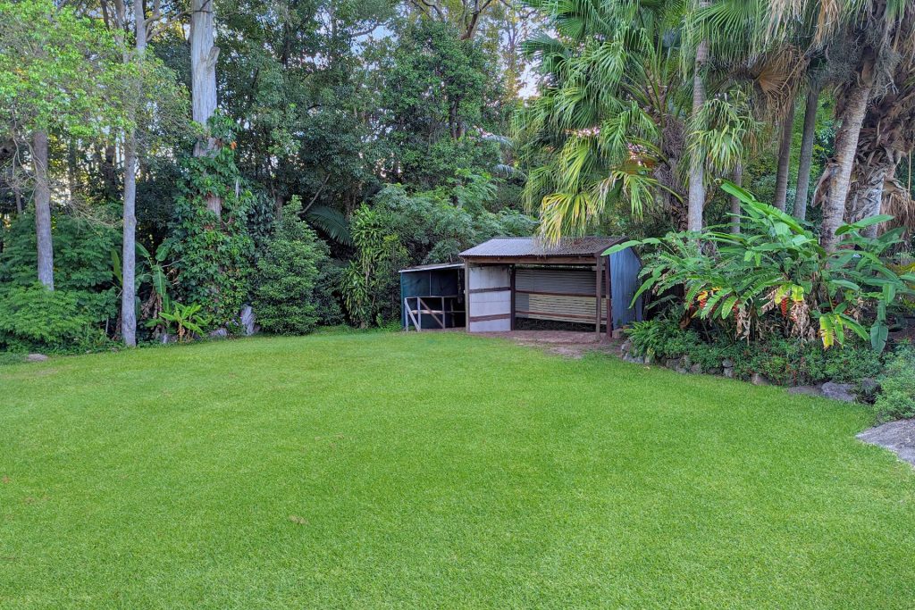 7 Coochin Hills Drive, Beerwah QLD 4519 - photo 16