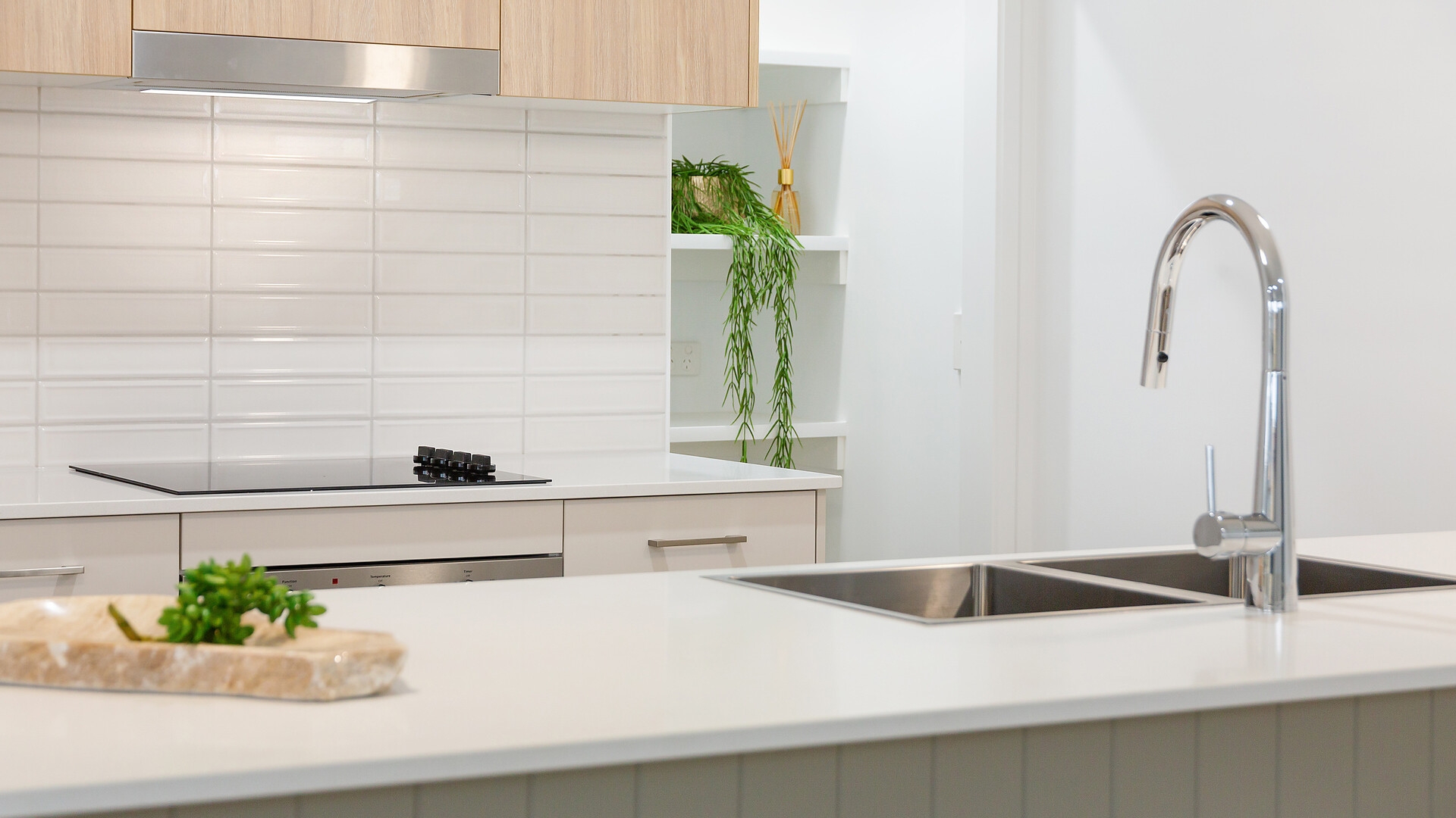 Sold - 2/19 Oakover Crescent - New Property in Nirimba - Real Estate by Phil Hermans