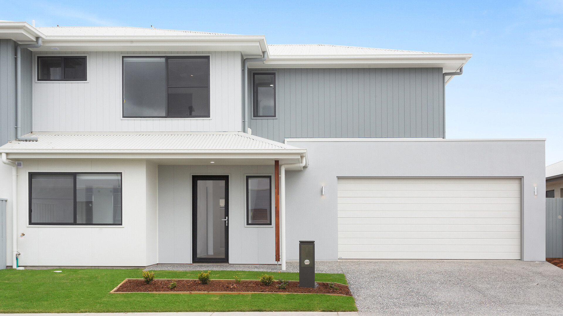 Sold - 2/19 Oakover Crescent - New Property in Nirimba - Real Estate by Phil Hermans
