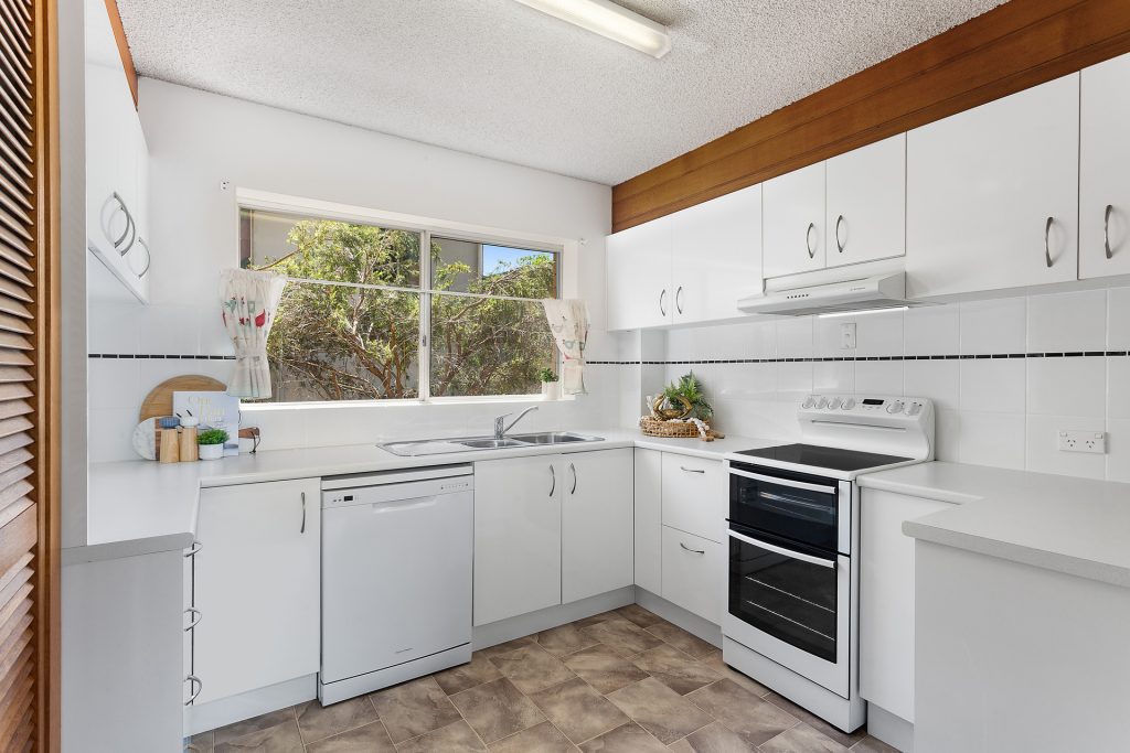 2/25 Cooma Terrace, Caloundra QLD 4551 - photo 3
