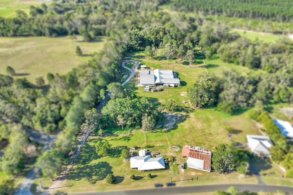 1 Peters Road, Glass House Mountains QLD 4518 - photo 2