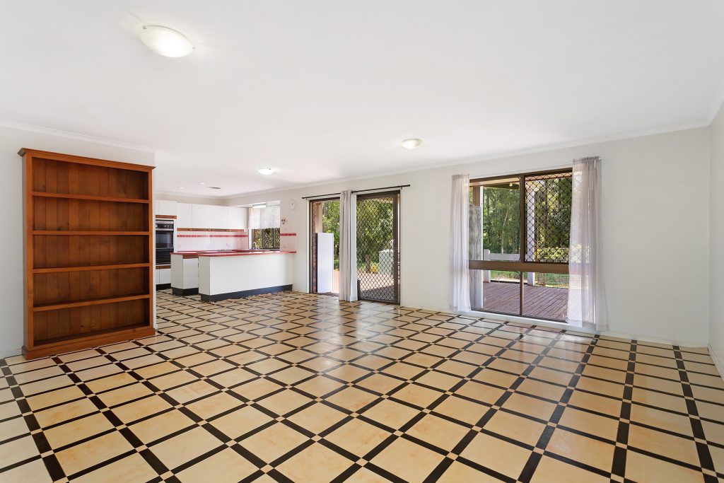 1 Peters Road, Glass House Mountains QLD 4518 - photo 5