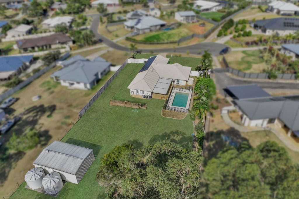 12 Kate Court, Beerwah QLD 4519 - photo 15