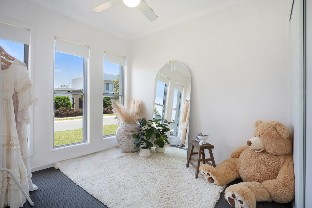 8 Henning Crescent, Meridan Plains QLD 4551 - photo 9
