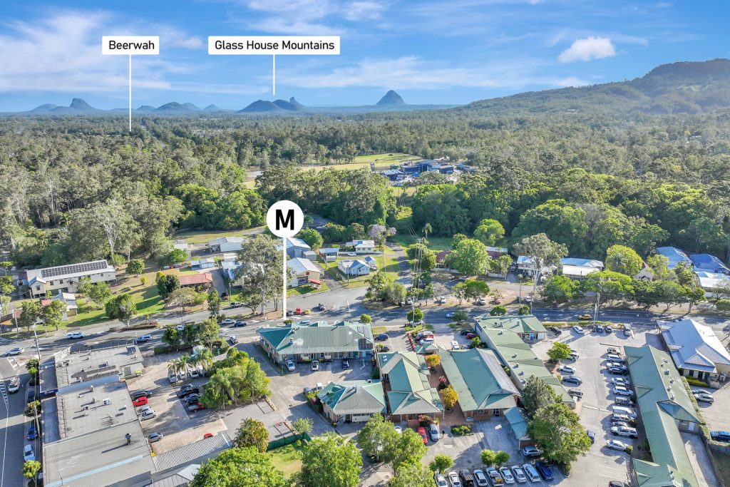 1/1 Maleny Street, Landsborough QLD 4550 - photo 4