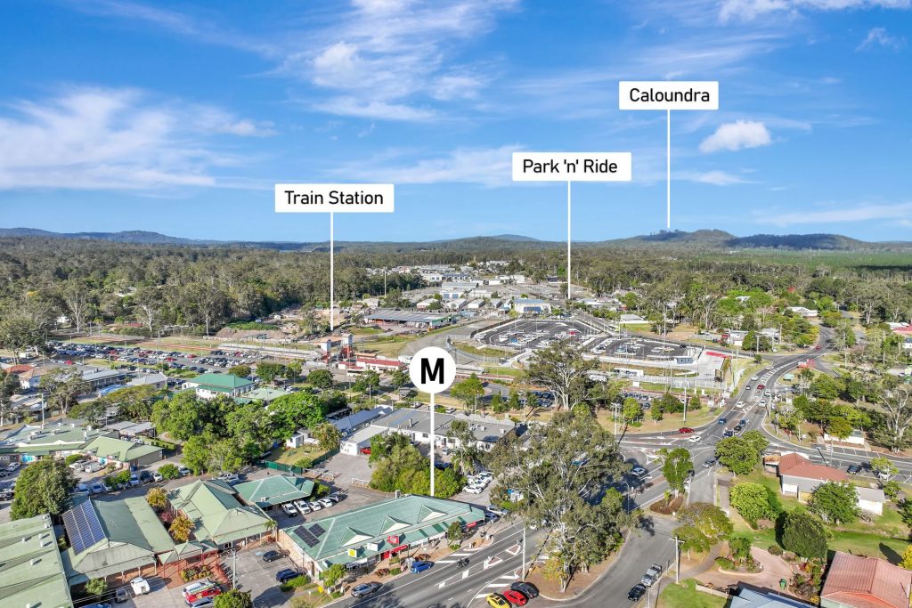 1/1 Maleny Street, Landsborough QLD 4550 - photo 5