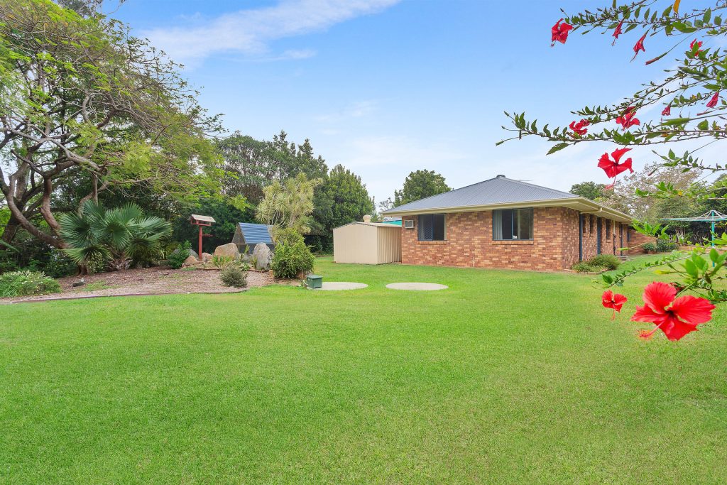 5 Henry Court, Glass House Mountains QLD 4518 - photo 13