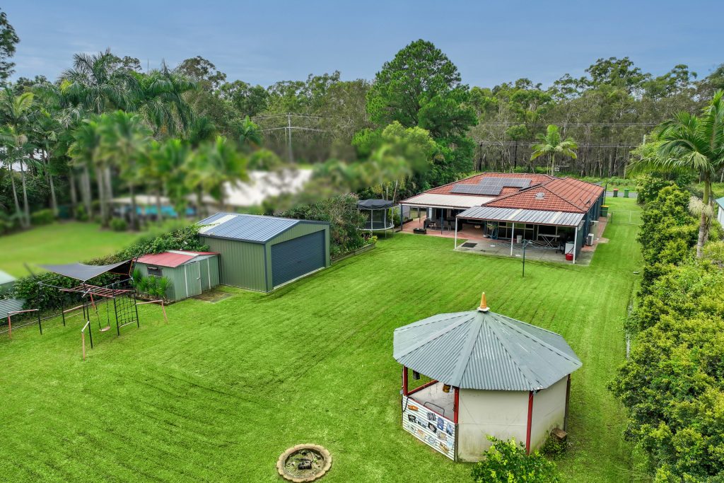 130 Hardwood Road, Landsborough QLD 4550 - photo 2