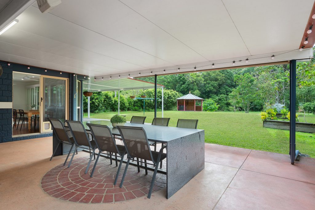 130 Hardwood Road, Landsborough QLD 4550 - photo 4