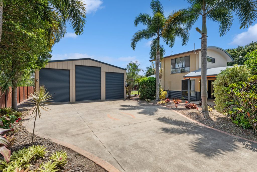 12 Toriana Place, Beerwah QLD 4519 - photo 2