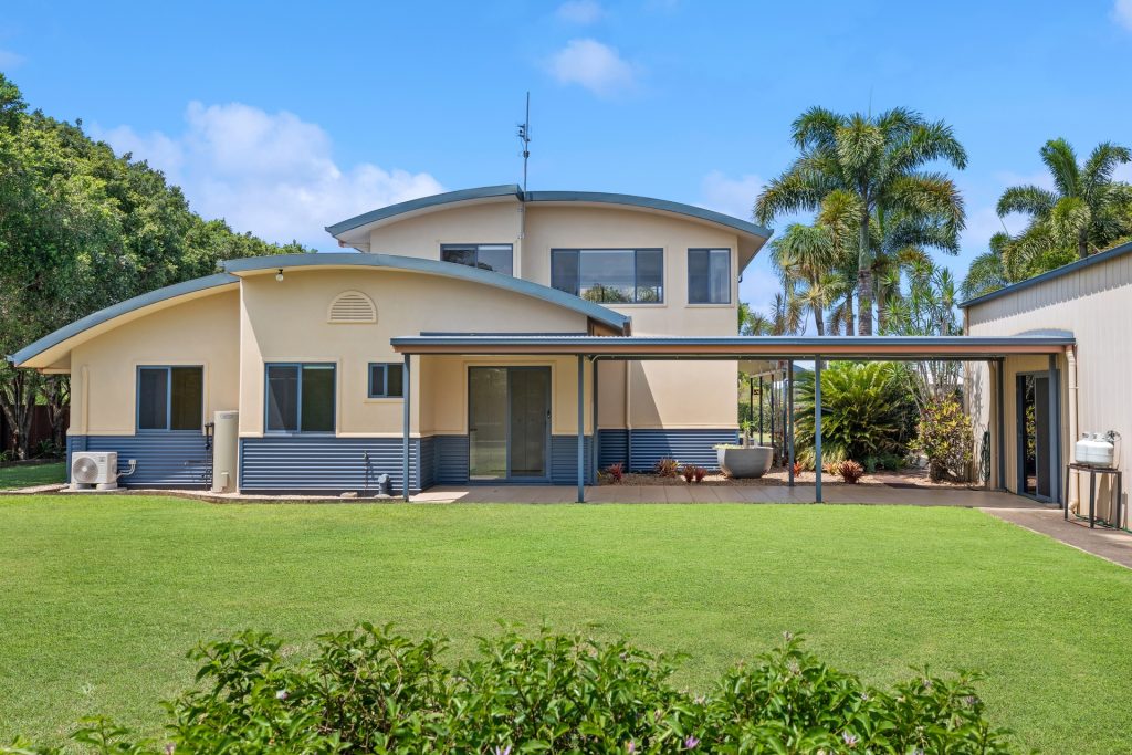 12 Toriana Place, Beerwah QLD 4519 - photo 13