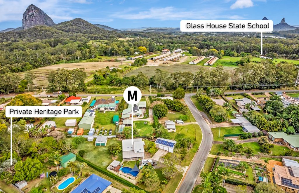 14 Heritage Drive, Glass House Mountains QLD 4518 - photo 15
