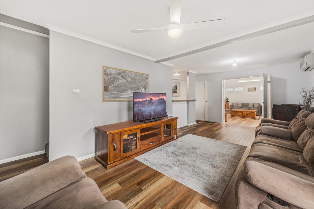 14 Heritage Drive, Glass House Mountains QLD 4518 - photo 3