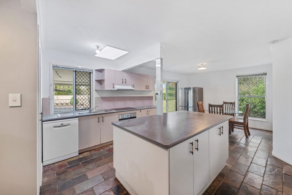 14 Heritage Drive, Glass House Mountains QLD 4518 - photo 5