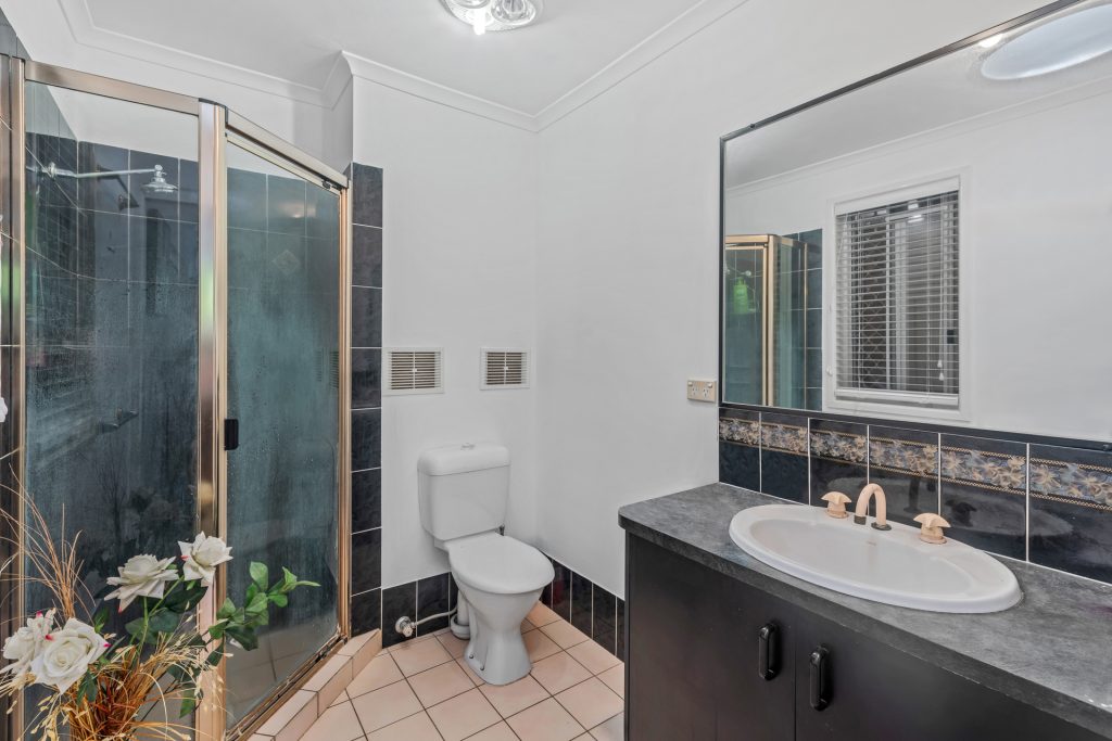 14 Heritage Drive, Glass House Mountains QLD 4518 - photo 8