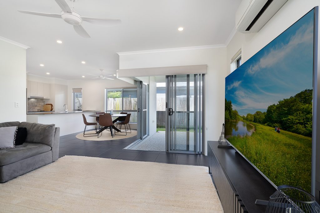 7 Toyne Street, Baringa QLD 4551 - photo 2