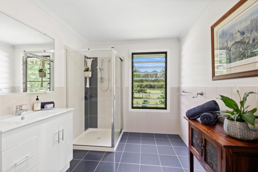 20 Wintergreen Way, Peachester QLD 4519 - photo 14