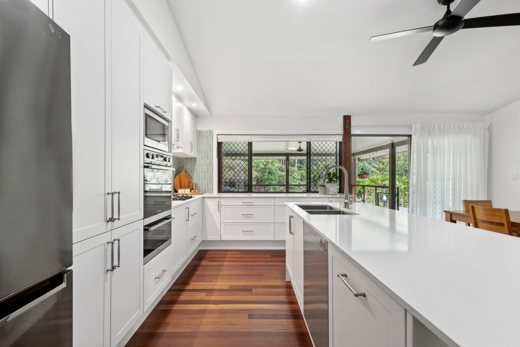 20 Wintergreen Way, Peachester QLD 4519 - photo 6