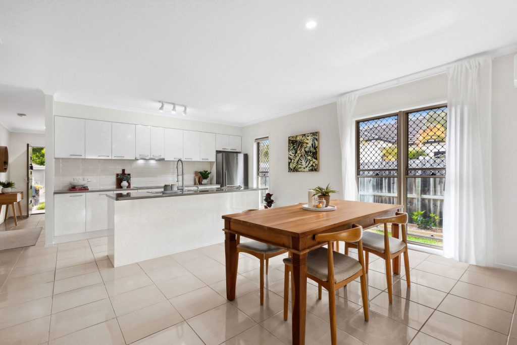11 Fairy Wren Court, Beerwah QLD 4519 - photo 5
