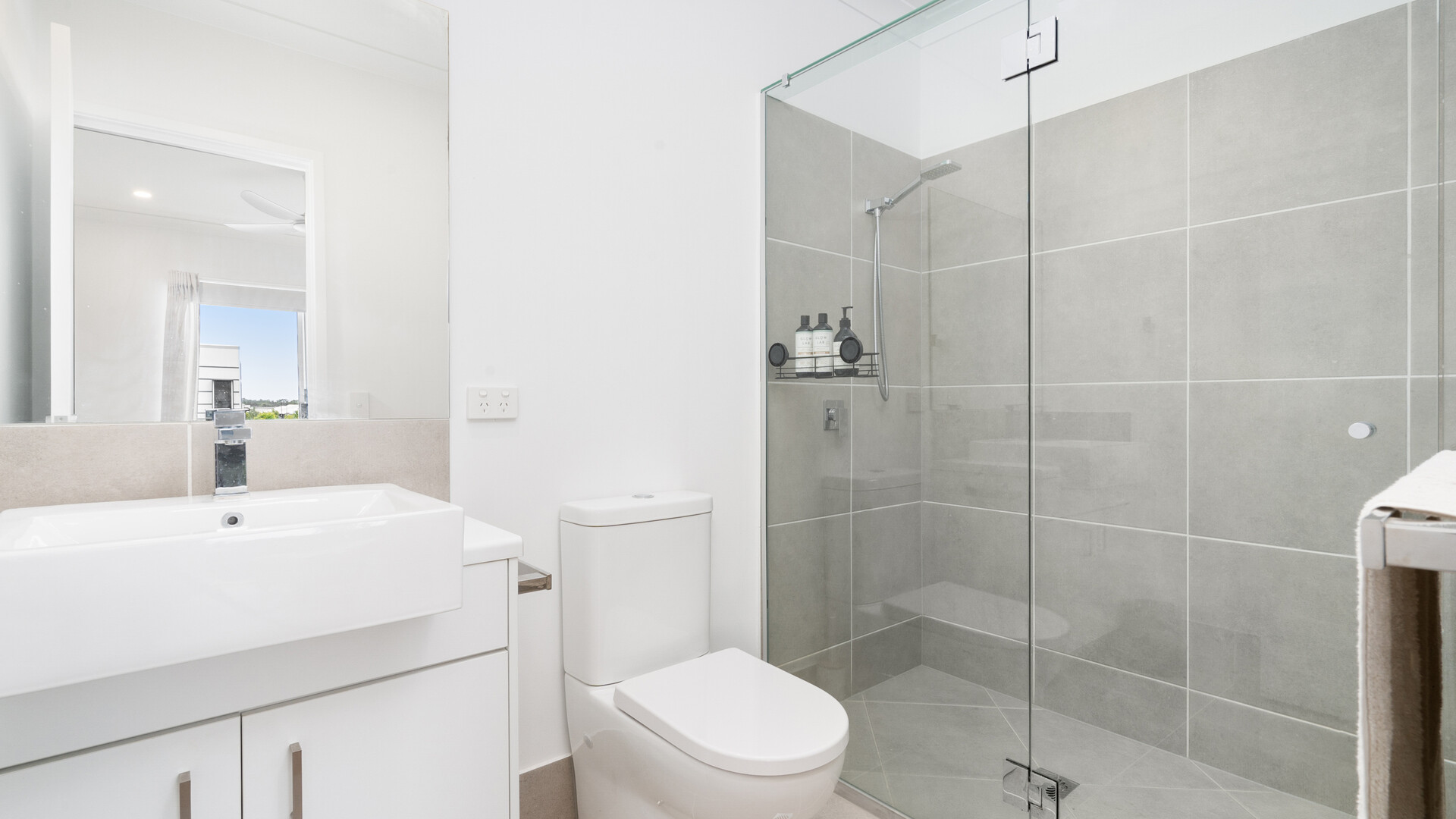 Sold - 41 Park Avenue - New Property in Nirimba - Real Estate by Phil Hermans
