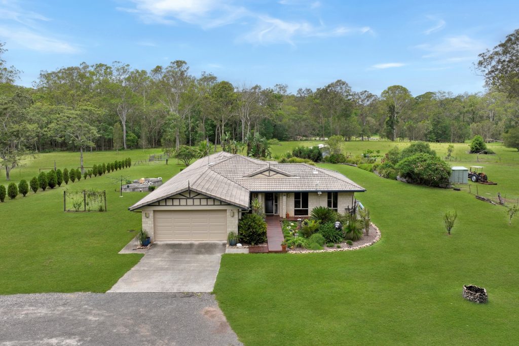 Sold - 2084 Old Gympie Road - New Property in Glass House Mountains - Real Estate by Cassi Nuske
