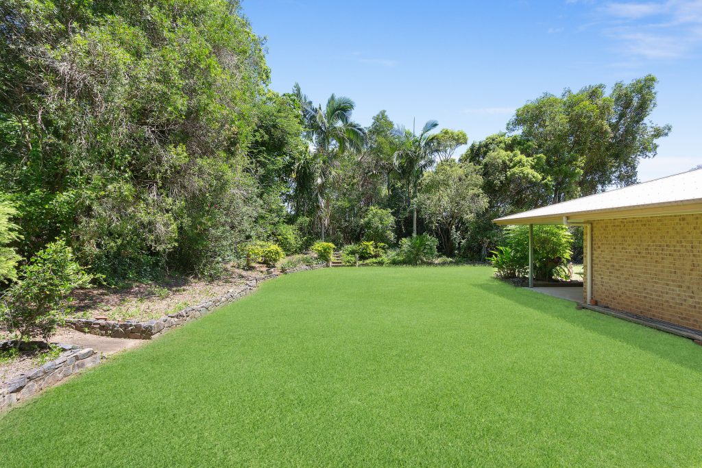 7 Henry Court, Glass House Mountains QLD 4518 - photo 12