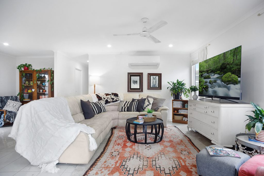24 Brampton Way, Meridan Plains QLD 4551 - photo 4