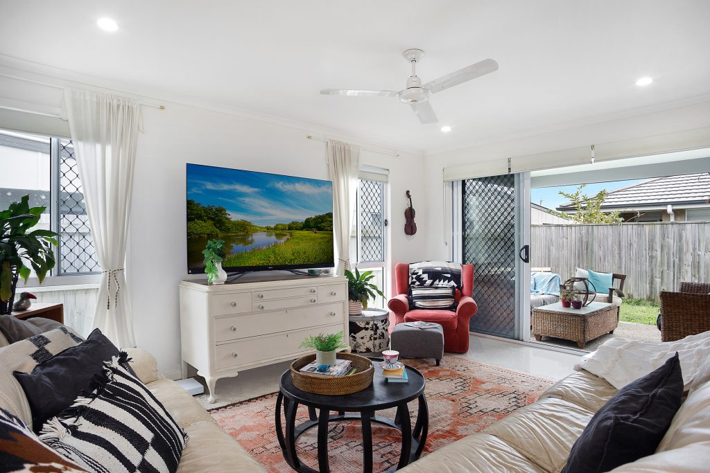 24 Brampton Way, Meridan Plains QLD 4551 - photo 5