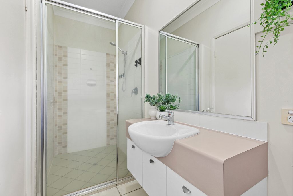 2/13 Boobook Court, Buderim QLD 4556 - photo 6