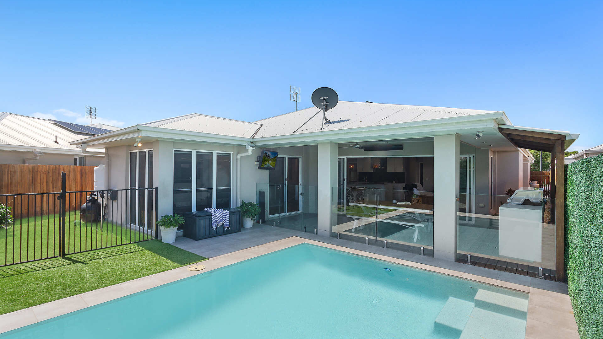 15 Emerald Drive, Caloundra West QLD 4551 - photo 5