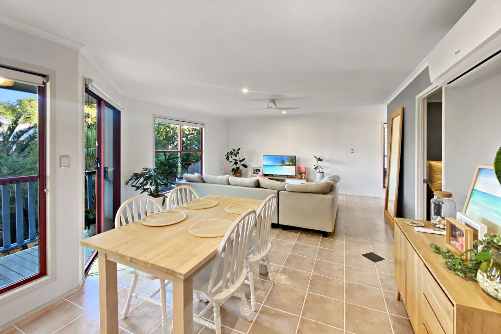7/5 Barnes Drive, Buderim QLD 4556 - photo 5