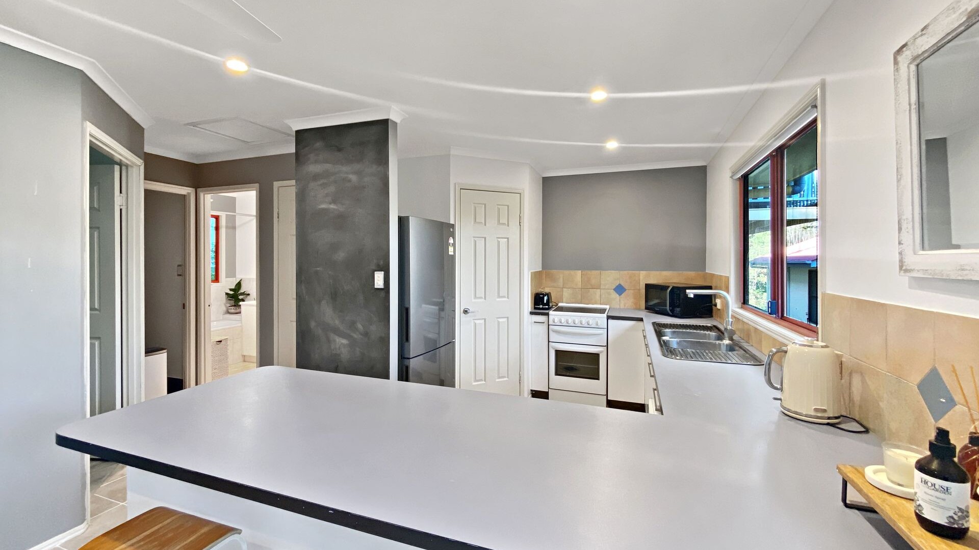 7/5 Barnes Drive, Buderim QLD 4556 - photo 6