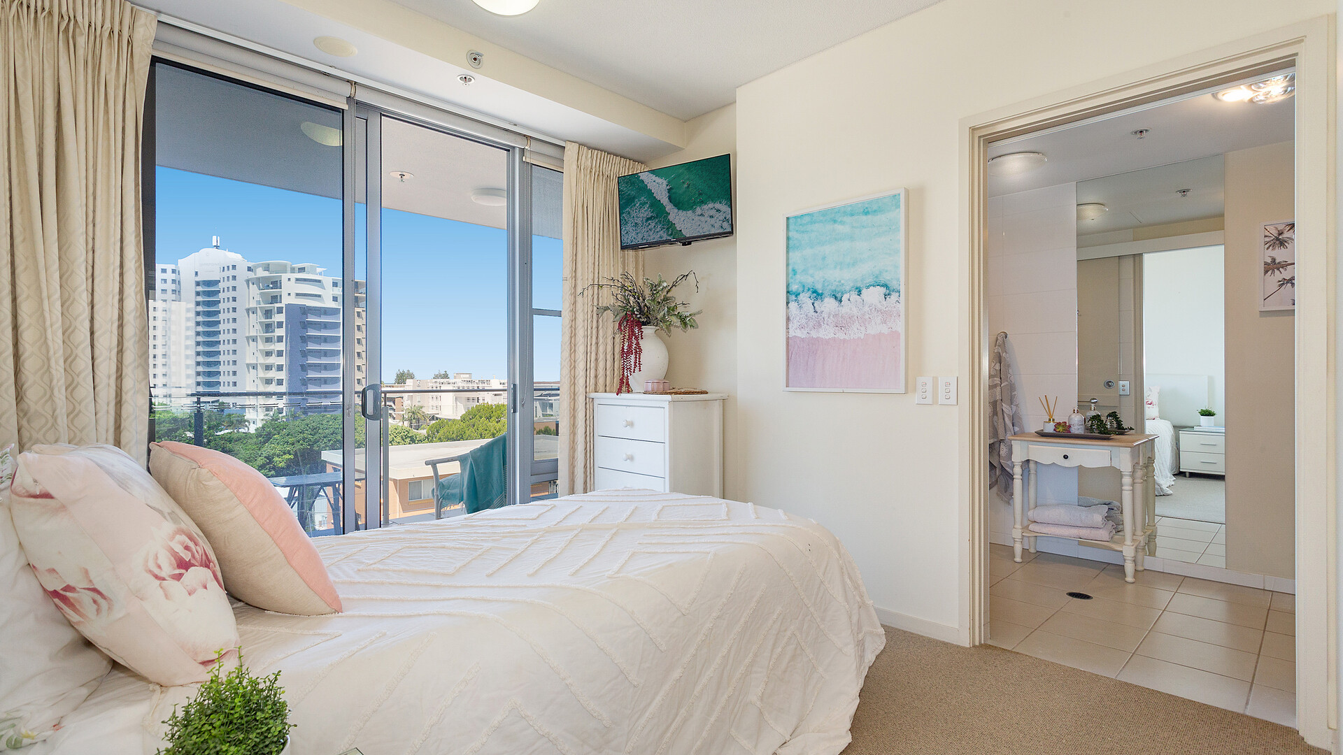 601/12 Otranto Avenue, Caloundra QLD 4551 - photo 7