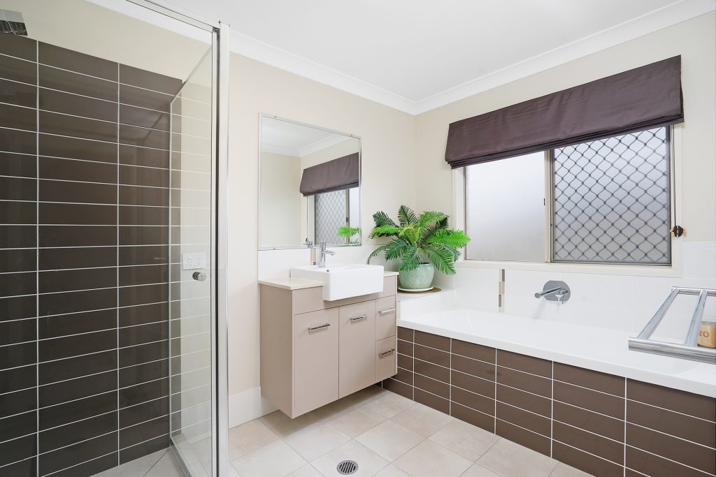 49 Poole Road, Glass House Mountains QLD 4518 - photo 9