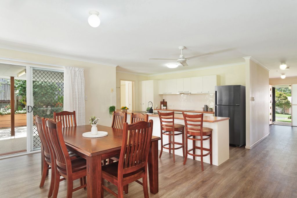 40 Coolamon Crescent, Beerwah QLD 4519 - photo 3