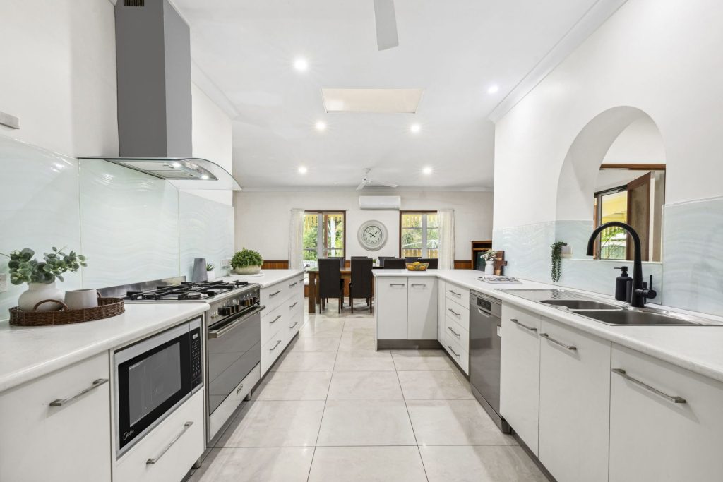 4 Newells Road, Beerwah QLD 4519 - photo 4