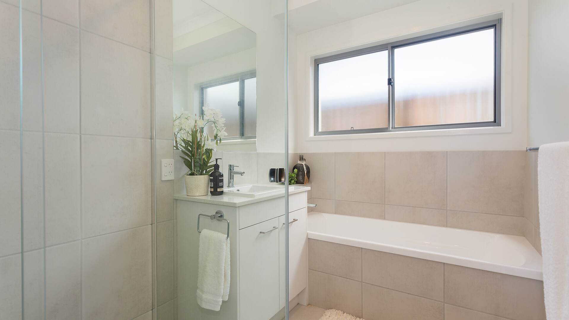 Sold - 61 McKinlay Crescent - New Property in Nirimba - Real Estate by Phil Hermans