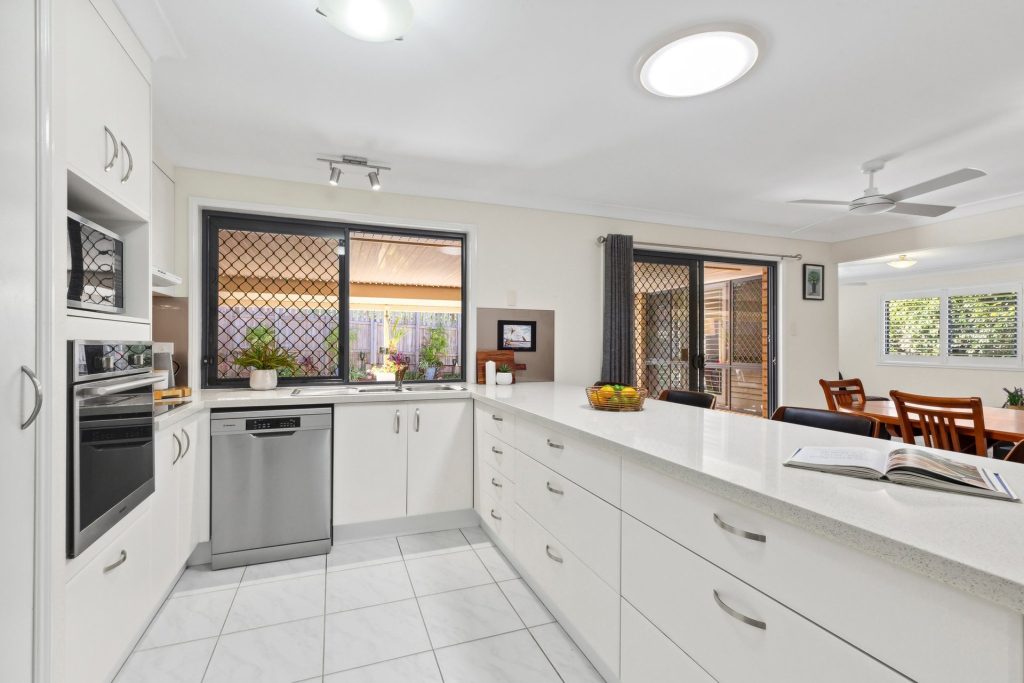 13 Coolamon Crescent, Beerwah QLD 4519 - photo 2