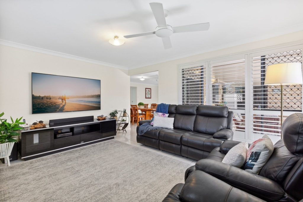 13 Coolamon Crescent, Beerwah QLD 4519 - photo 5
