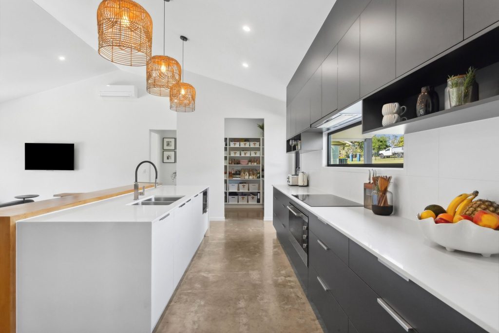 172 Pikes Road, Glass House Mountains QLD 4518 - photo 4