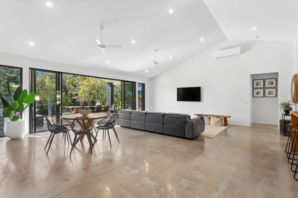 172 Pikes Road, Glass House Mountains QLD 4518 - photo 6