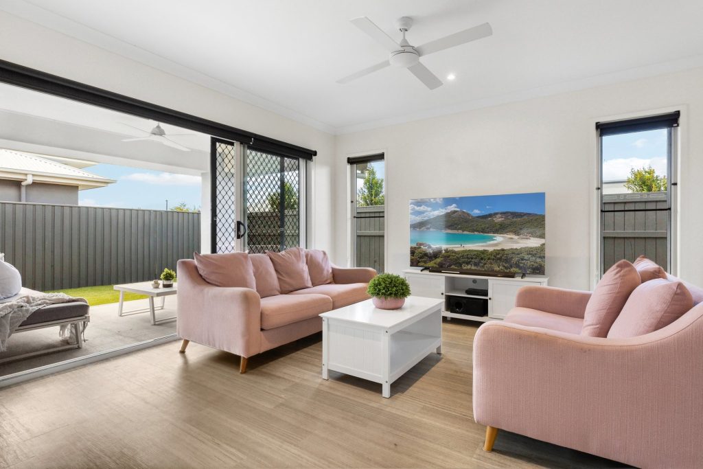 124 Charlotte Avenue, Nirimba QLD 4551 - photo 3