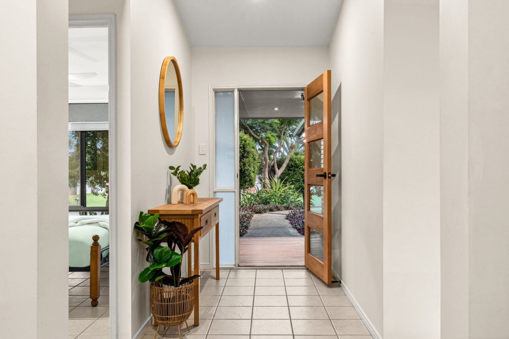 2 Layt Court, Landsborough QLD 4550 - photo 2