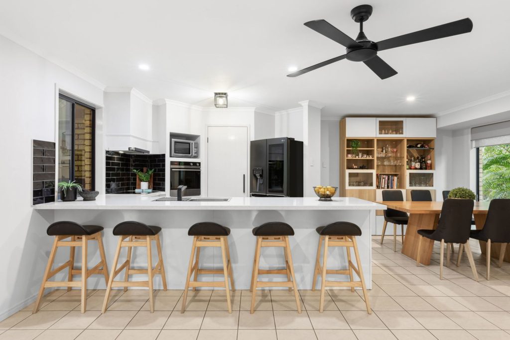 2 Layt Court, Landsborough QLD 4550 - photo 4