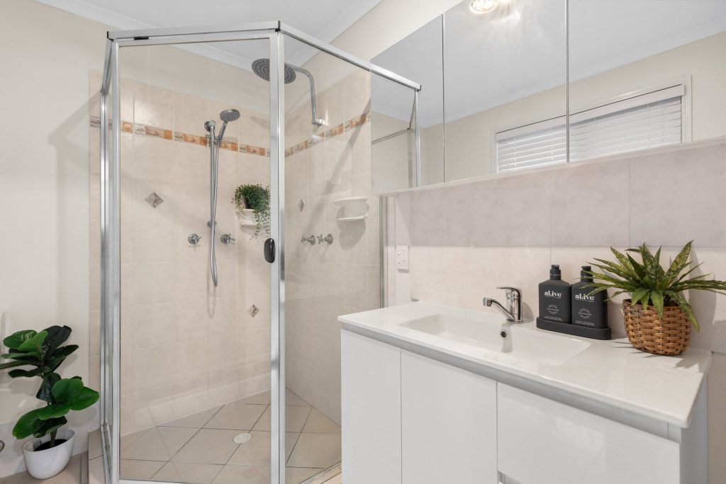 2 Layt Court, Landsborough QLD 4550 - photo 9
