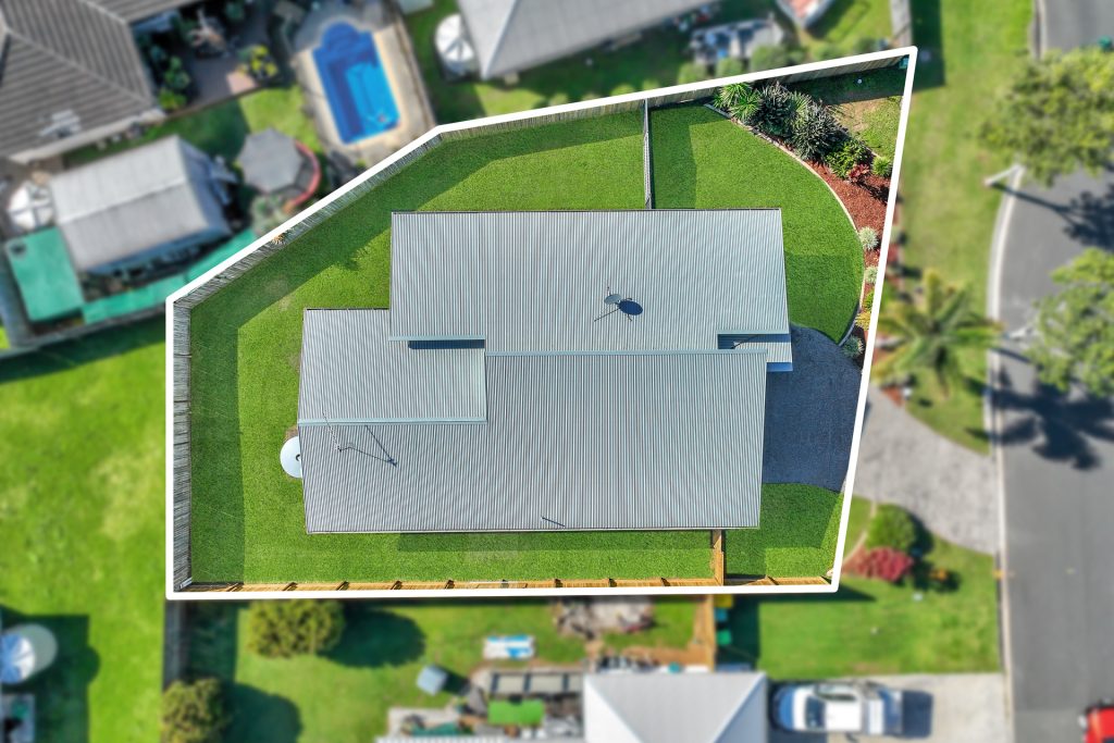 40 Woodgrove Boulevard, Beerwah QLD 4519 - photo 11