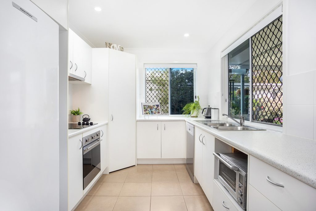 54 Lapwing Circuit, Beerwah QLD 4519 - photo 2